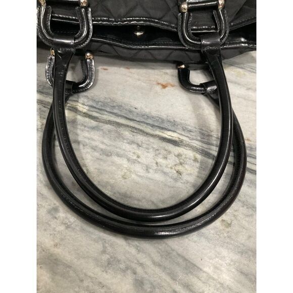 Burberry Quilted Tote Bag‎ In Black With Leather Trim - Picture 3 of 13